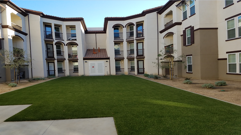 Valencia Vista Apartments in San Bernardino